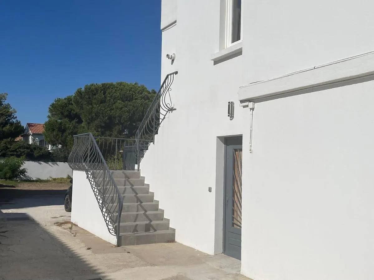 Appartement Résidence San Paolisa Hyères