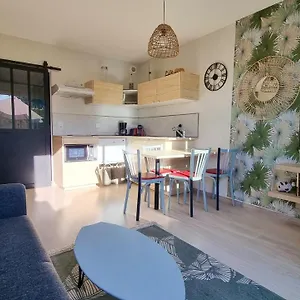 Giens Proche De Sable Fin Lesclesdenicole Appartement